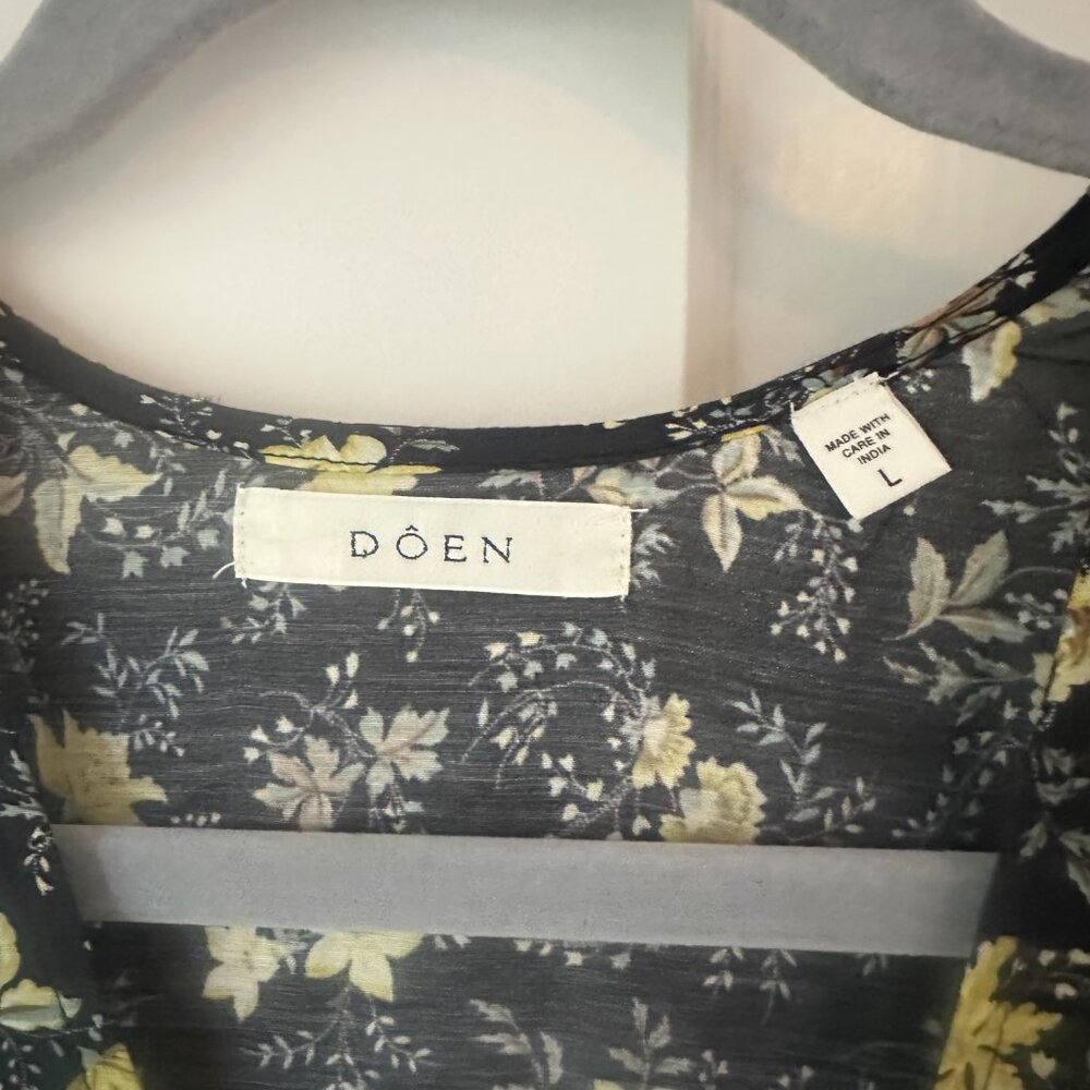 Doen Charleston Dress -- Noir Winding Blossoms - Picture 7 of 7